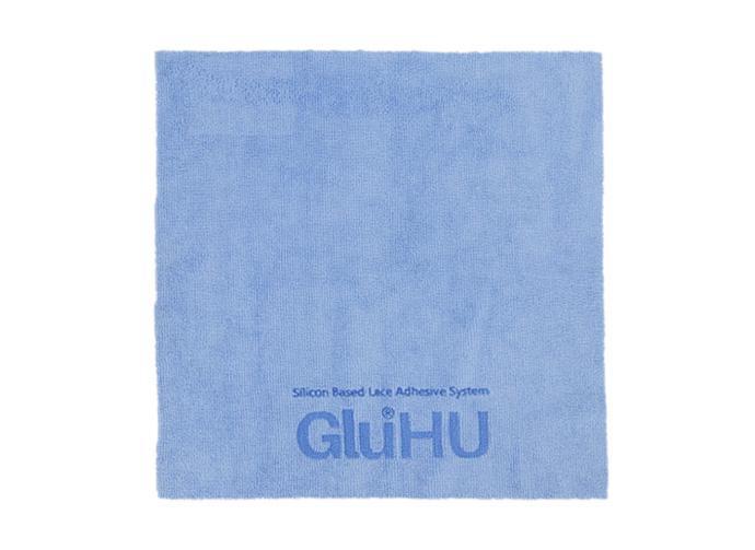 This ultra soft, non abrasive microfiber cloth is perfect to remove excess adhesive on skin or wig lace and to clean brushes. Must be used in combination with GluHU Remover.