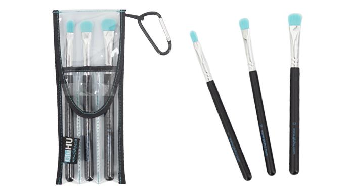 Brush Kit & Brushes The handy brush kit includes 3 professional, dome brushes bundled in an efficient, see through bag. 